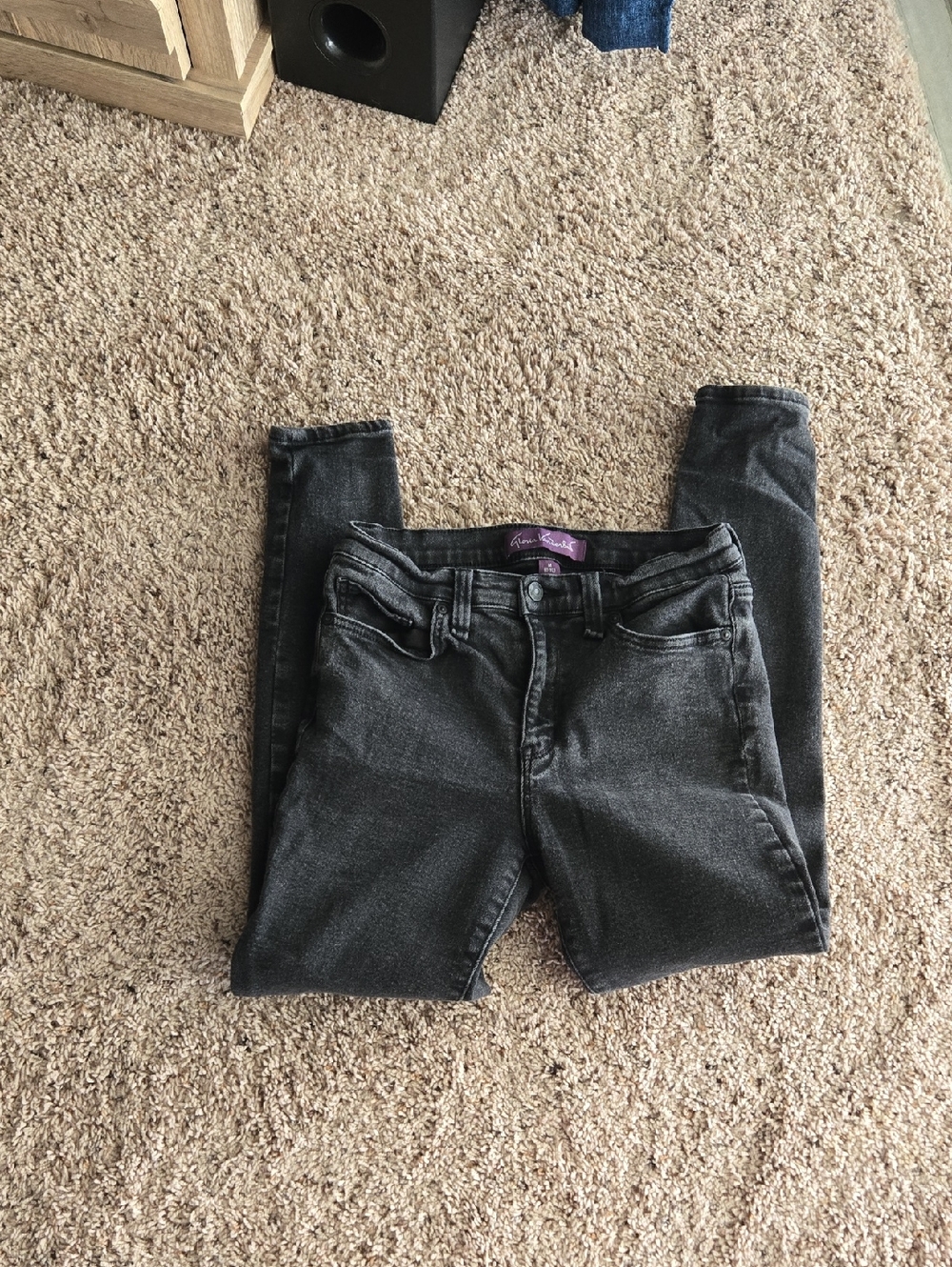 Gloria Vanderbilt Women's Black/Grey Slim Jeans